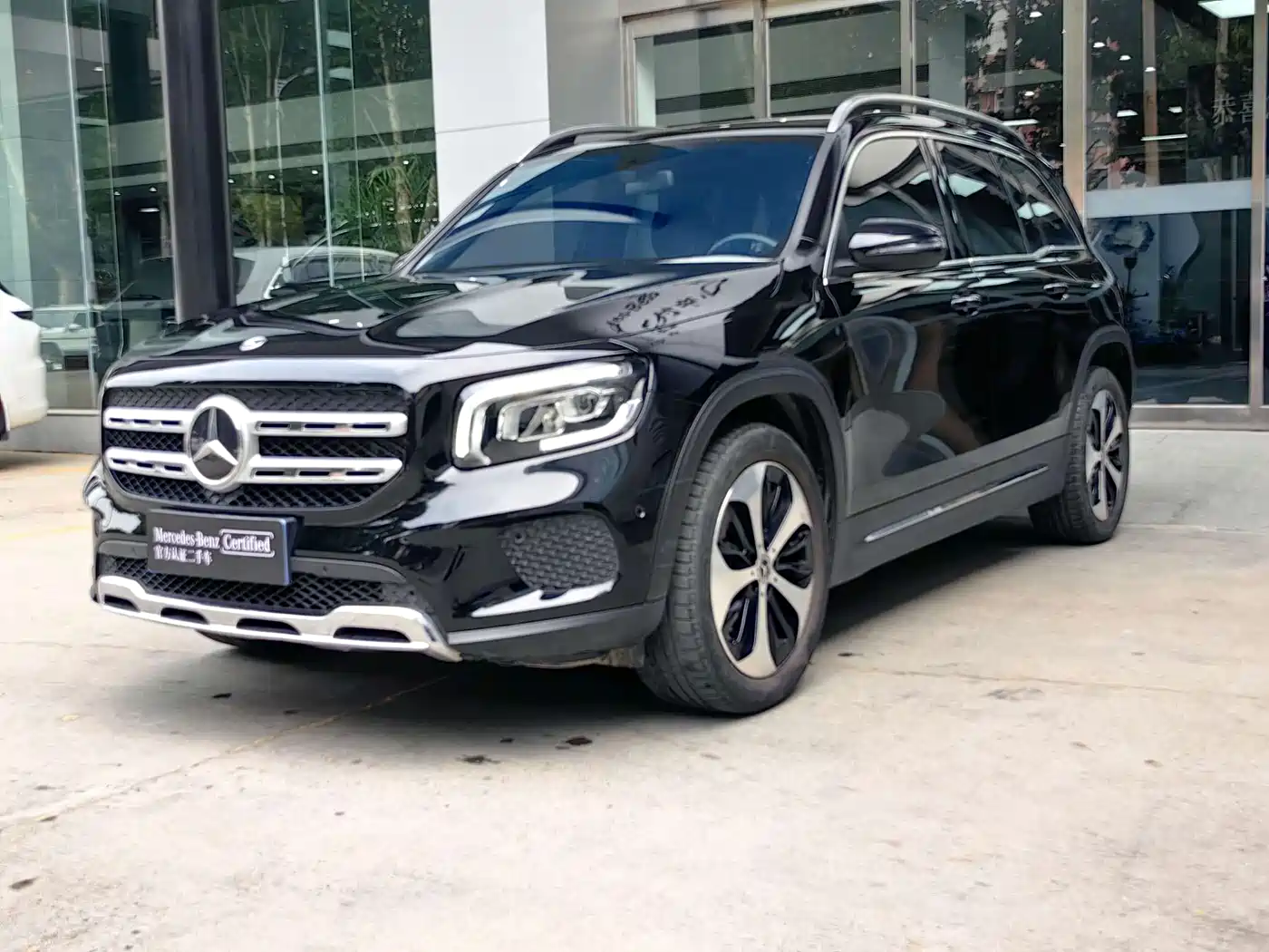 Mercedes-Benz GLB 2021