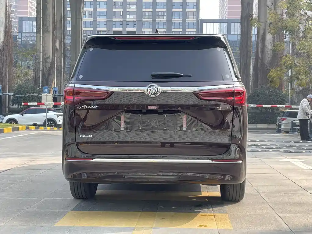 Buick GL8 2021