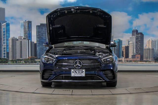 Mercedes-Benz E-Класс 2023