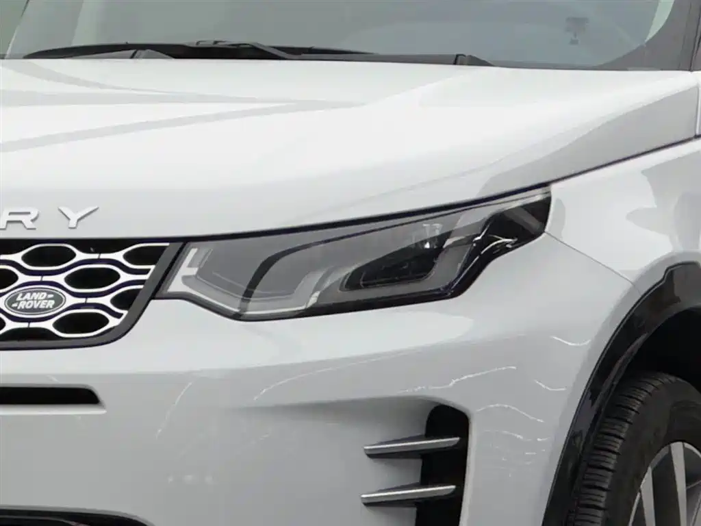 Land Rover Discovery Sport 2024
