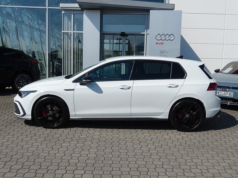 Volkswagen Golf 2024