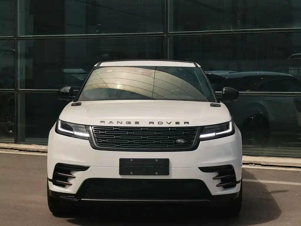Land Rover Range Rover Velar 2025