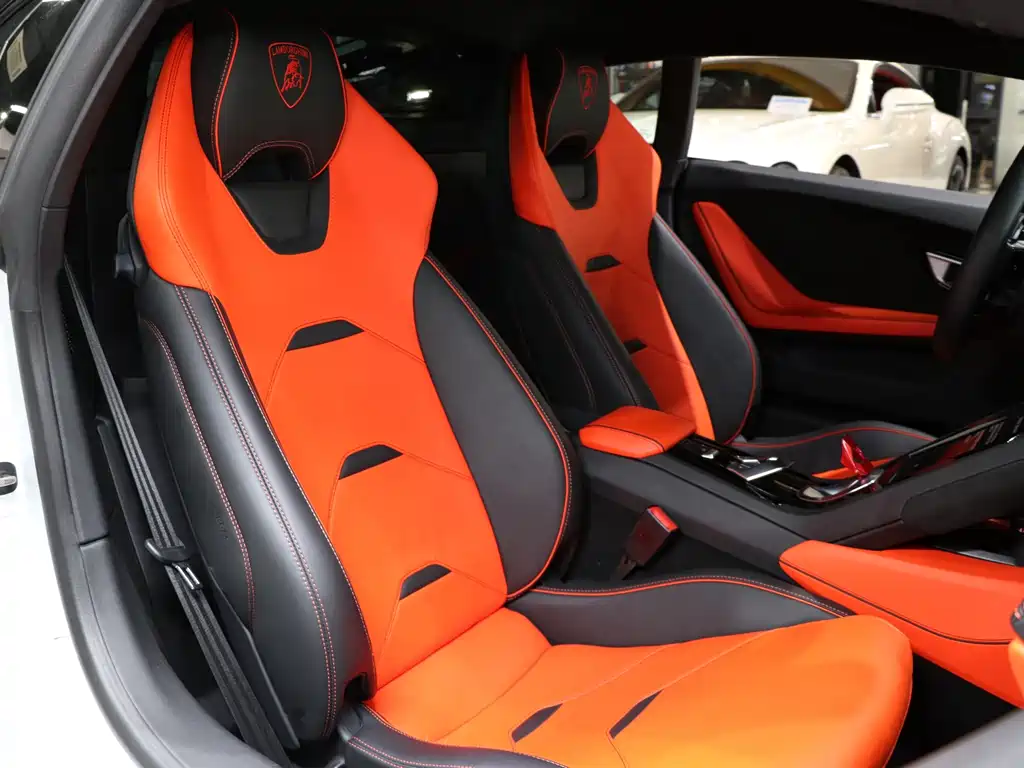 Lamborghini Huracán 2021