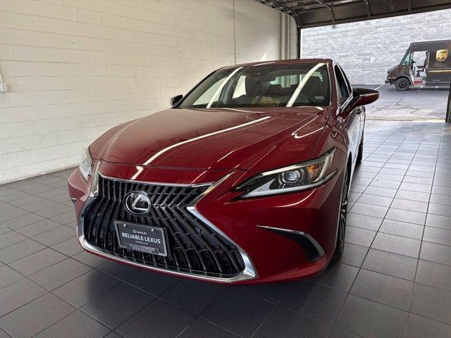 Lexus ES 2024