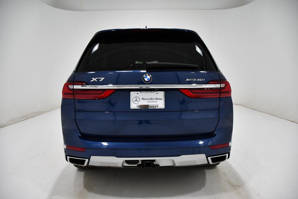 BMW X7 2022
