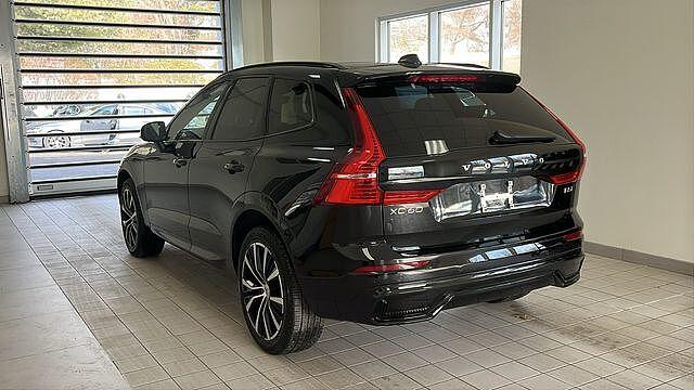 Volvo XC60 2025