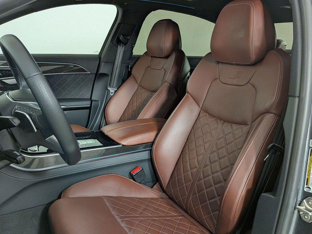 Audi S8 2023
