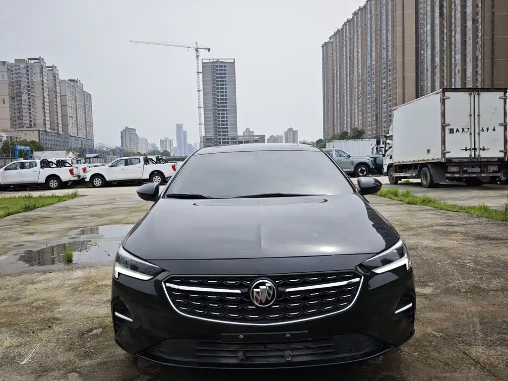 Buick Regal 2021
