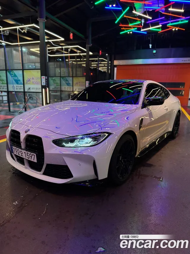BMW M4 2022