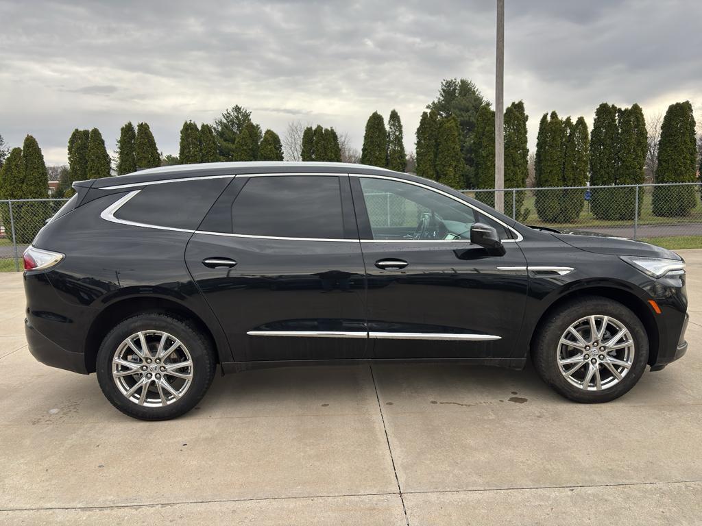 Buick Enclave 2023
