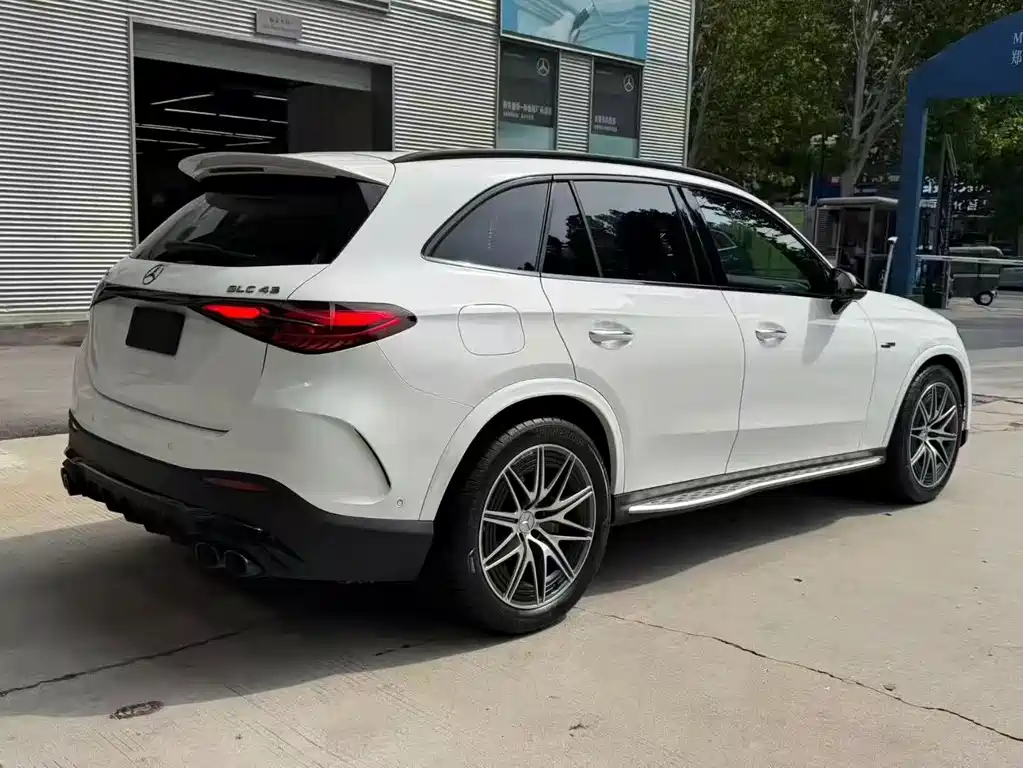 Mercedes-Benz GLC AMG 2024