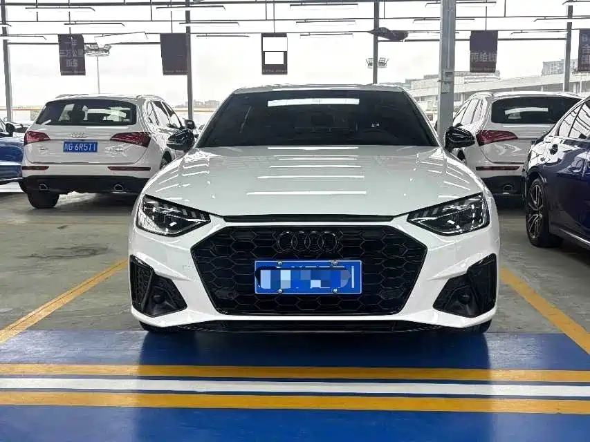 Audi A4 2024