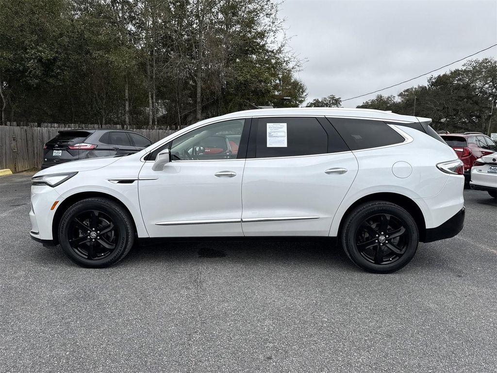 Buick Enclave 2023