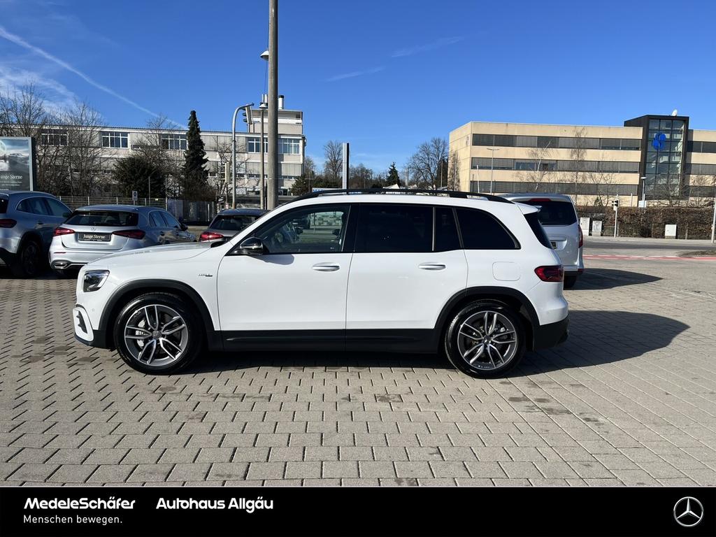 Mercedes-Benz GLB 35 AMG 2024