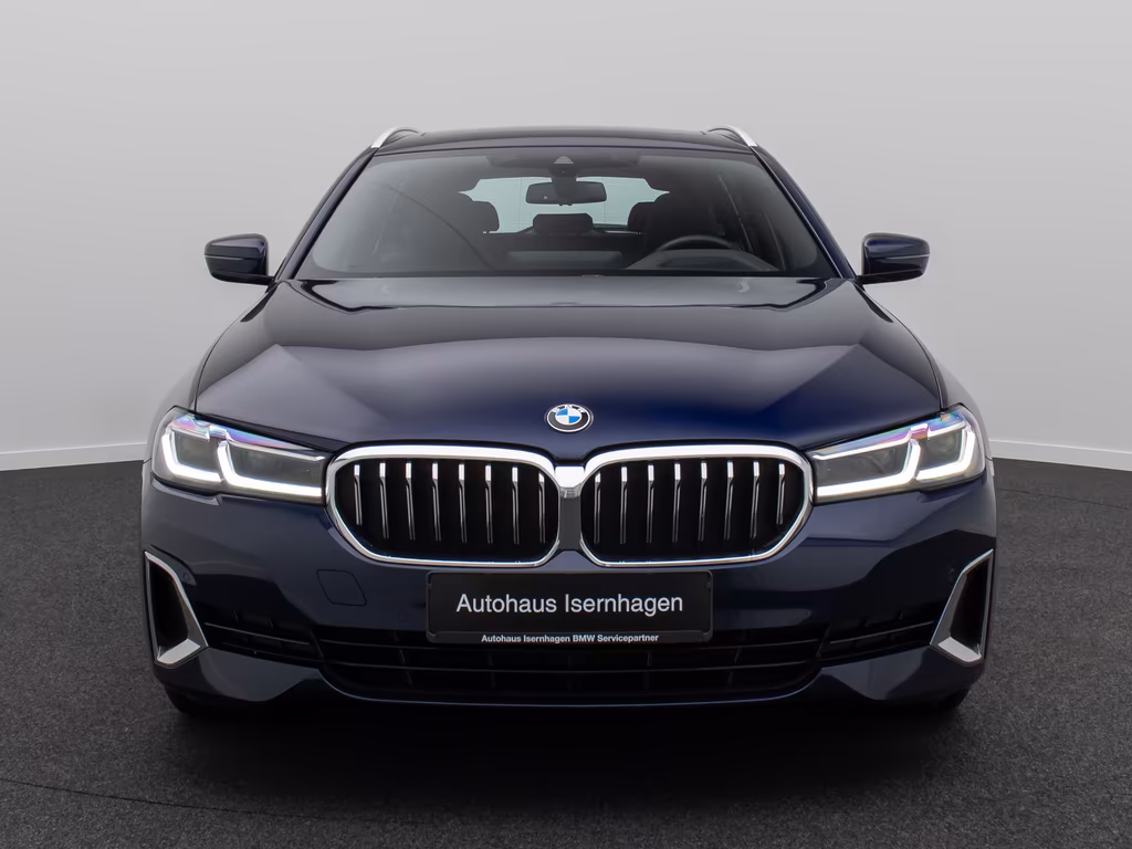 BMW 530 2023
