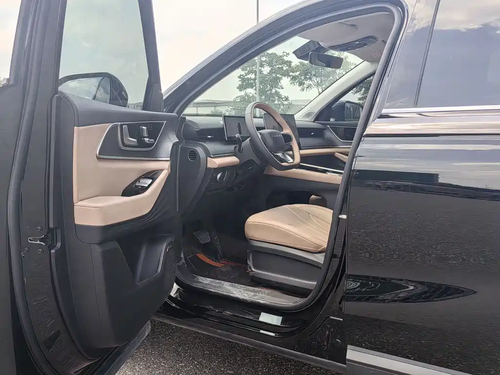 CHERY Tiggo 8L 2024