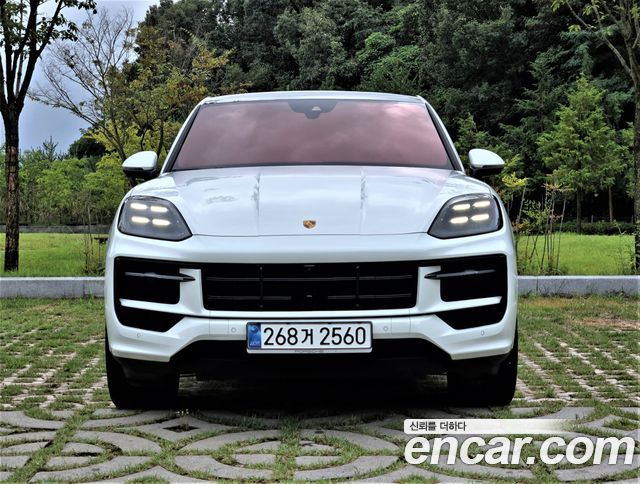 Porsche Cayenne 2024