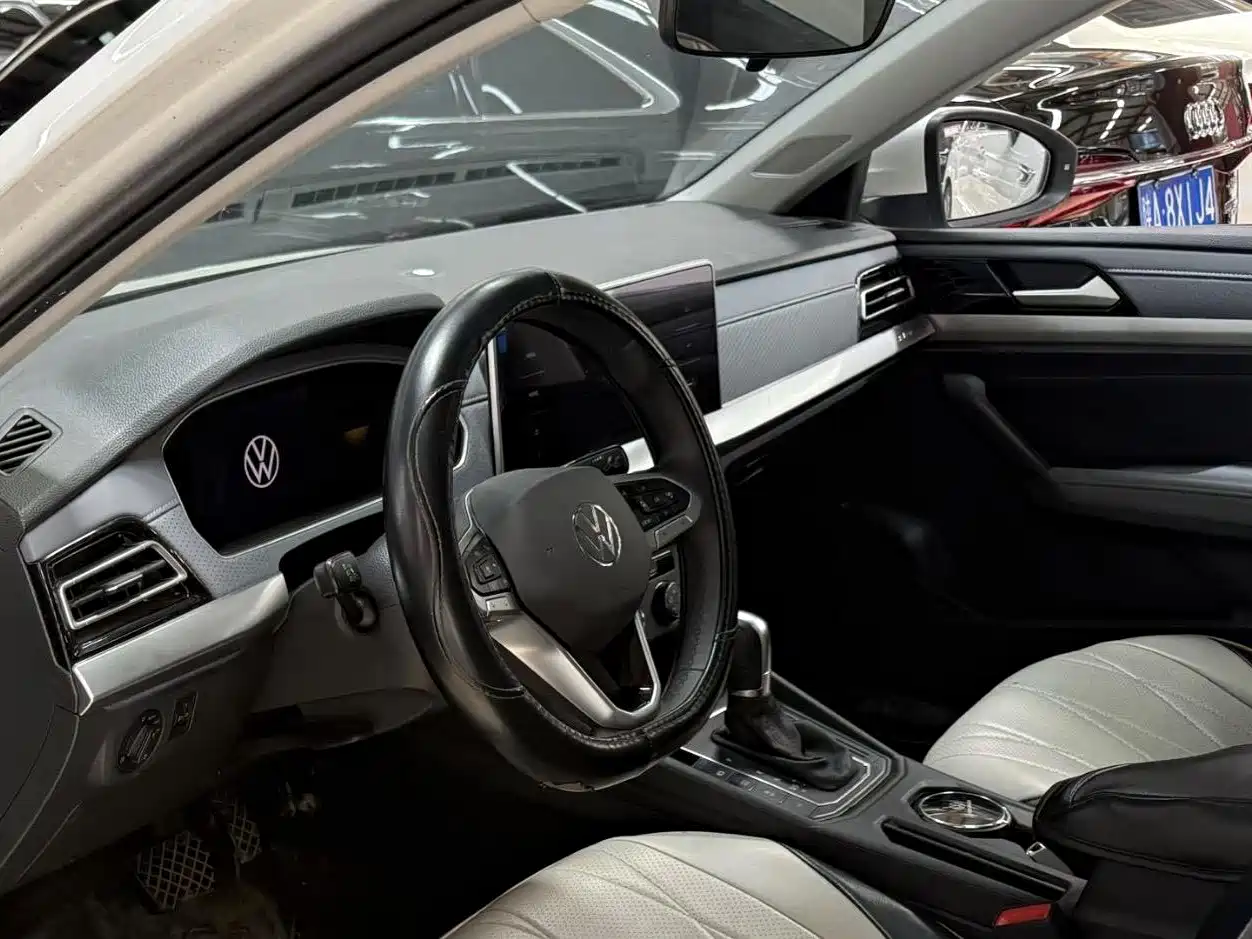 Volkswagen Lavida 2024