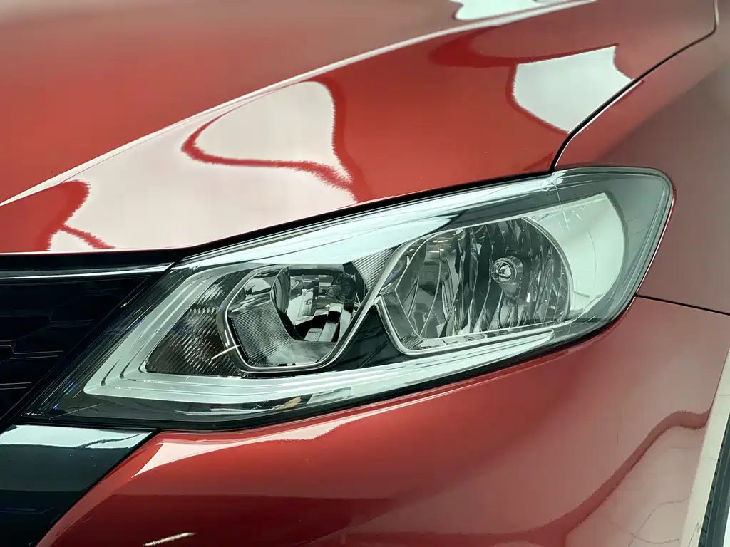 Nissan Tiida 2021