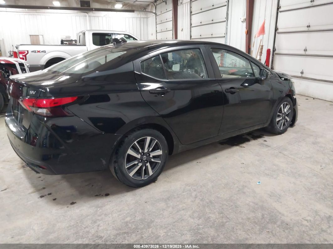 Nissan Versa 2021