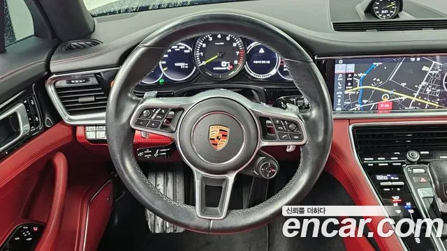 Porsche Panamera 2020