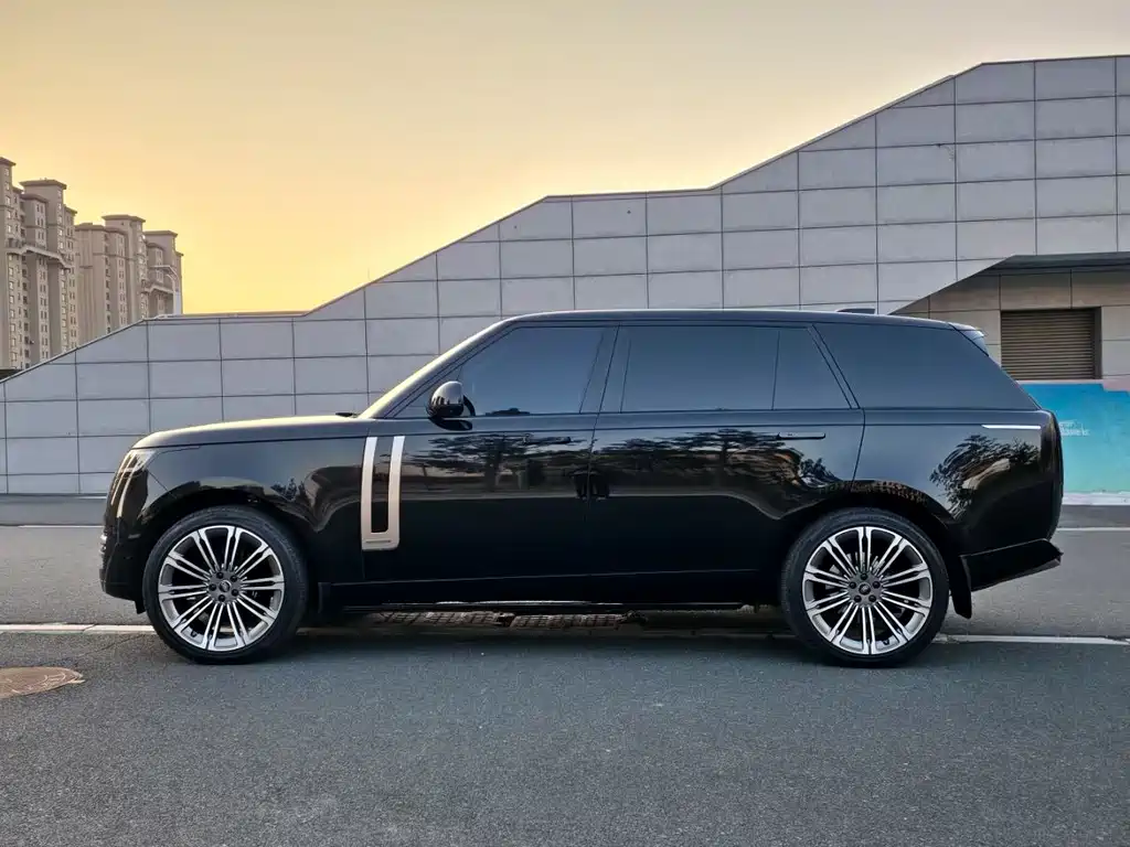 Land Rover Range Rover 2024