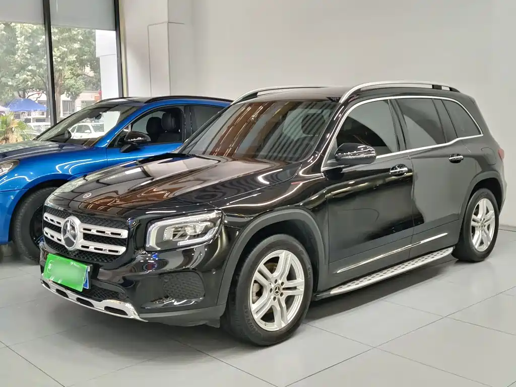 Mercedes-Benz GLB 2021