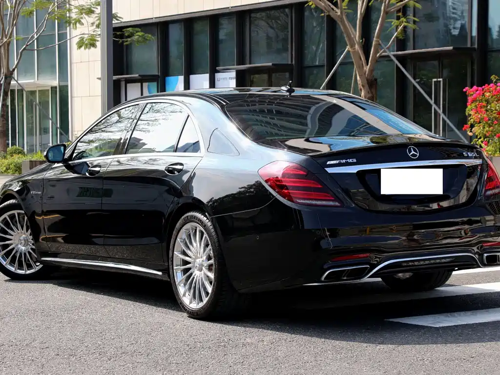 Mercedes-Benz S-Класс 2020