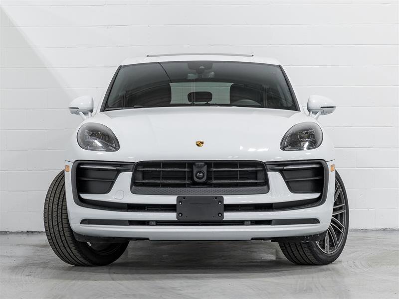 Porsche Macan 2025