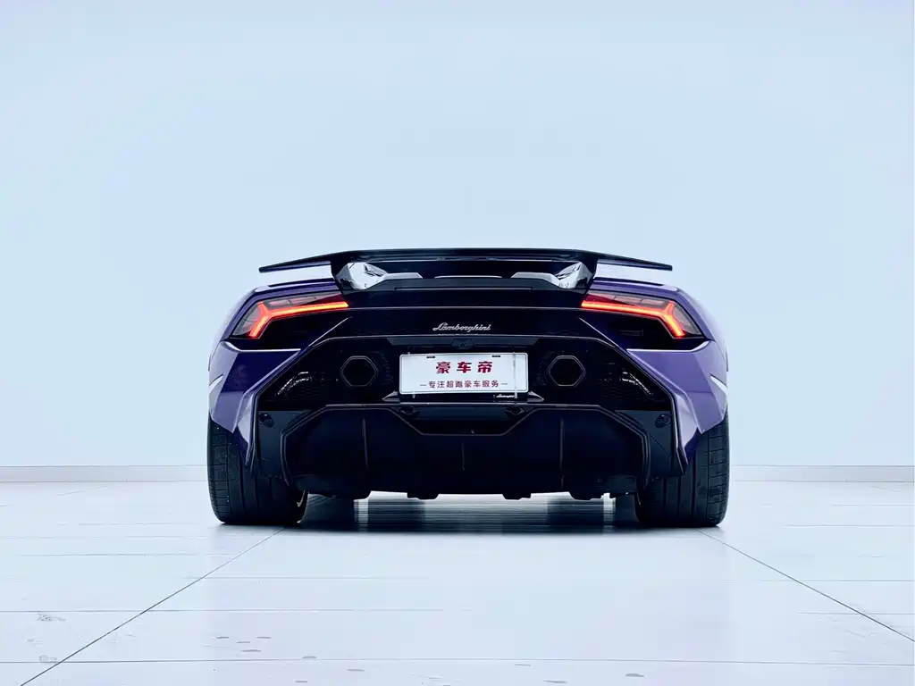 Lamborghini Huracán 2024