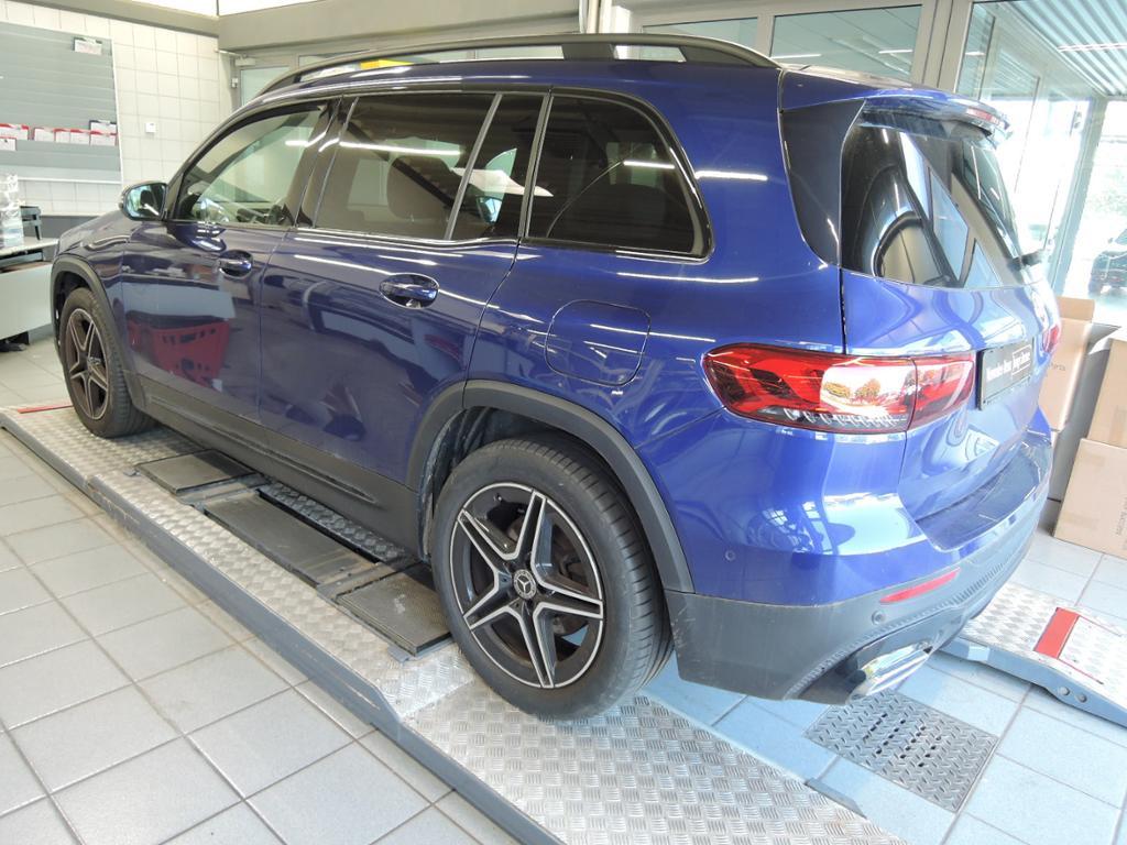 Mercedes-Benz GLB 250 2021