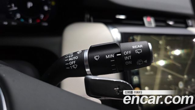 Land Rover Discovery Sport 2024