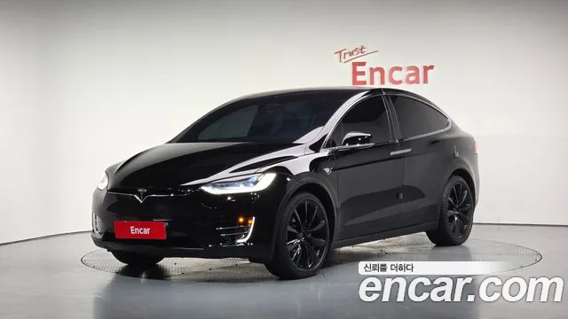 Tesla Model X 2020