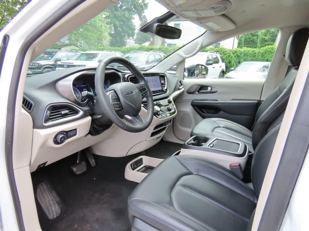 Chrysler Pacifica 2024