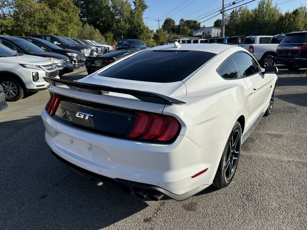 Ford Mustang 2022