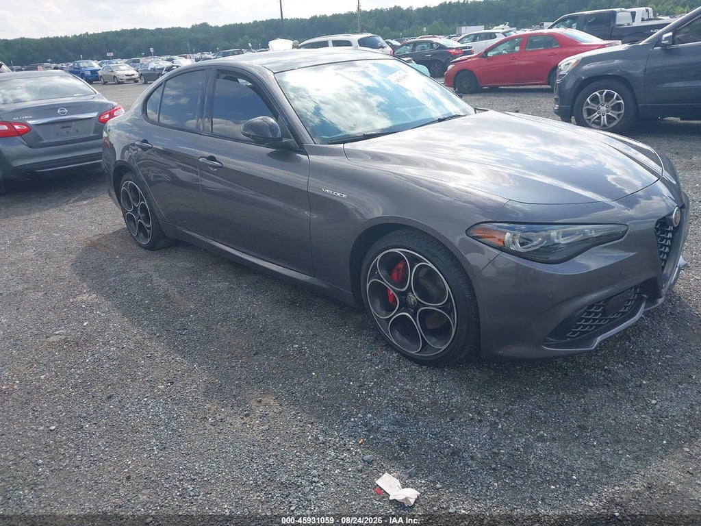 Alfa Romeo Giulia 2024