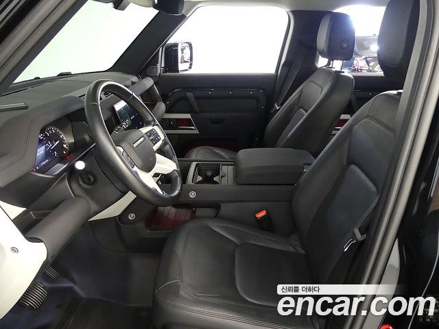 Land Rover Defender 2022