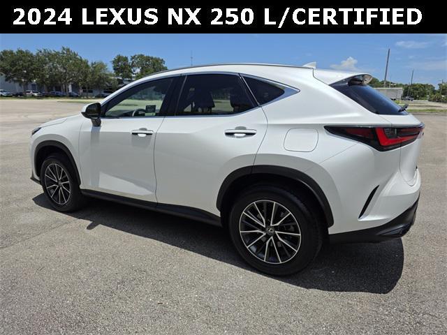 Lexus NX 2024