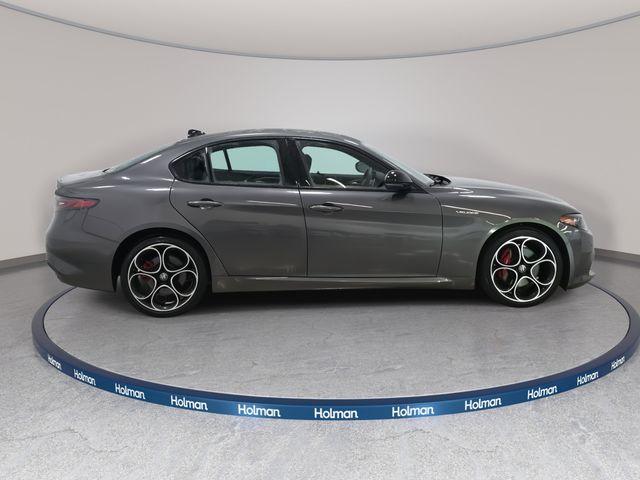 Alfa Romeo Giulia 2024