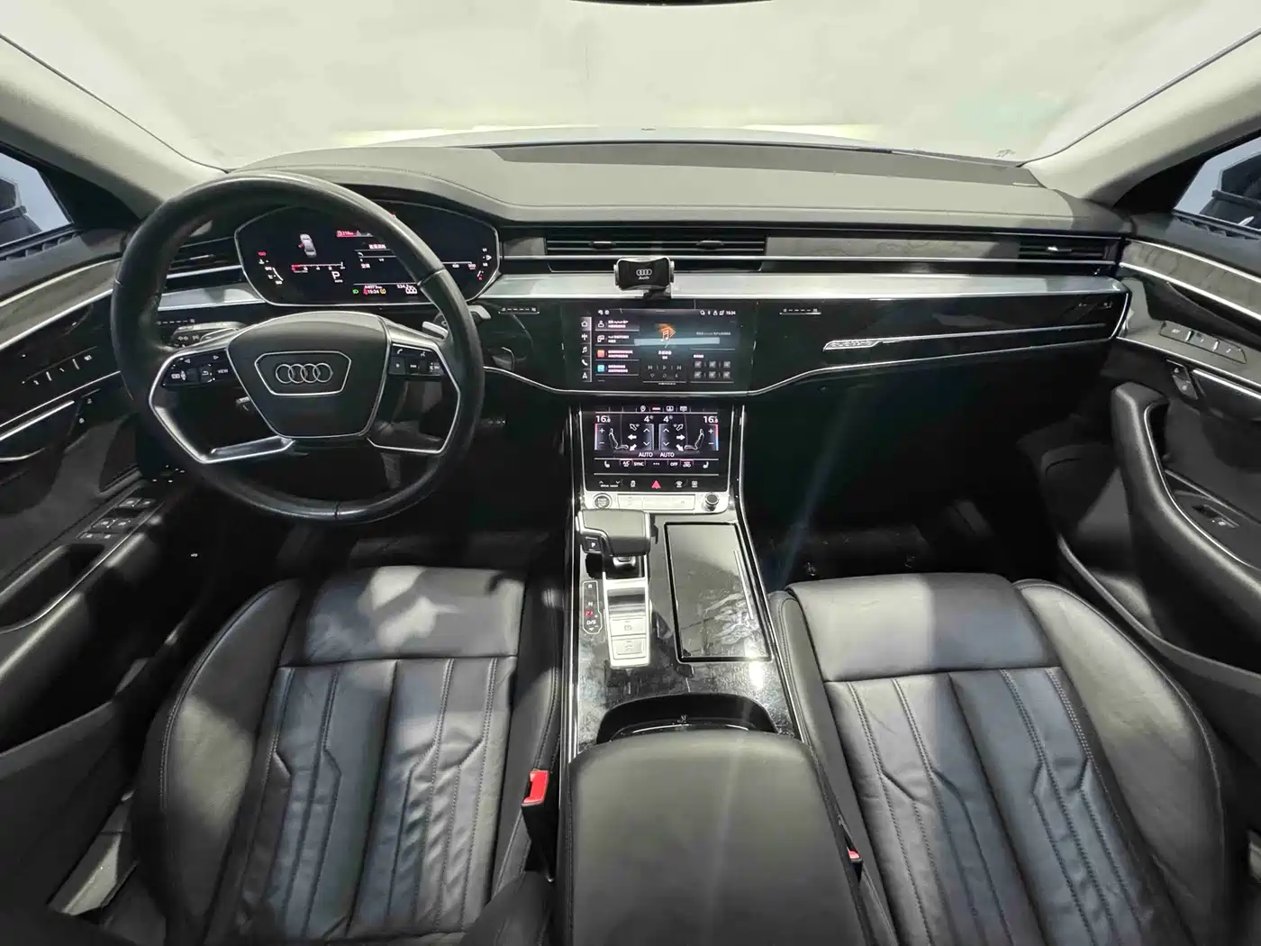 Audi A8 2023