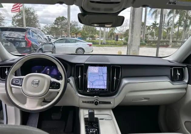 Volvo XC60 2024