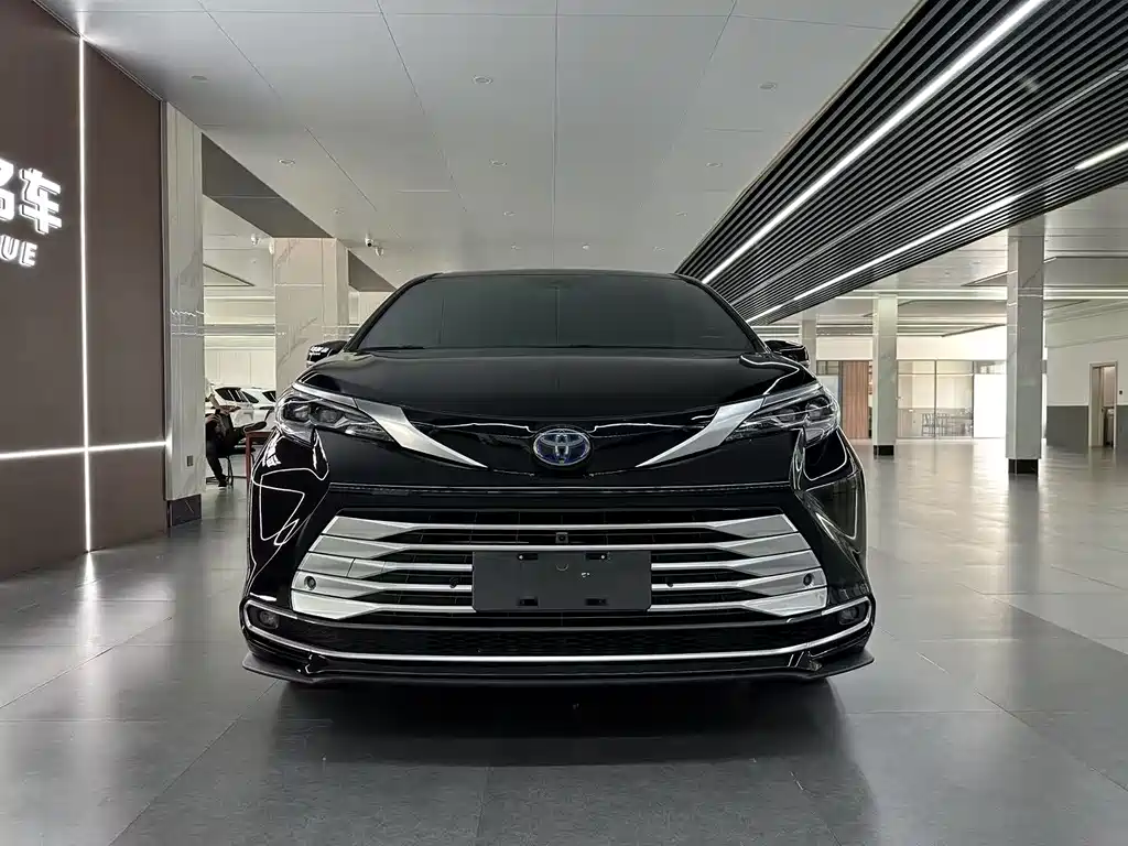 Toyota Sienna 2022
