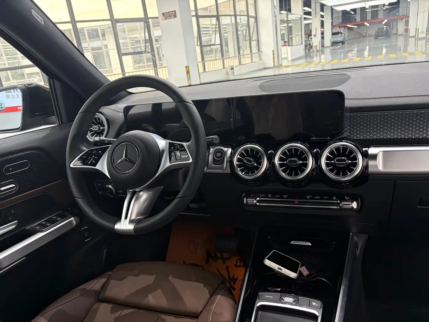 Mercedes-Benz EQB 2026