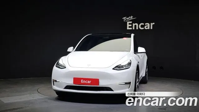 Tesla Model Y 2022