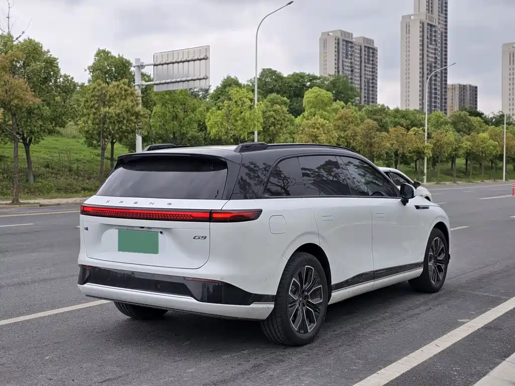 Xpeng G9 2025