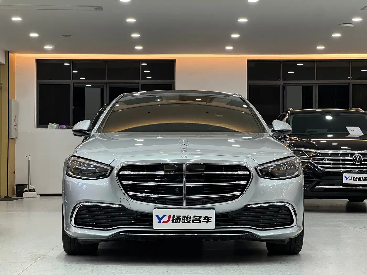 Mercedes-Benz S-Класс 2025