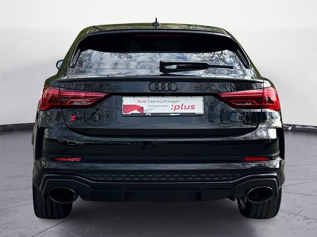 Audi RSQ3 2024