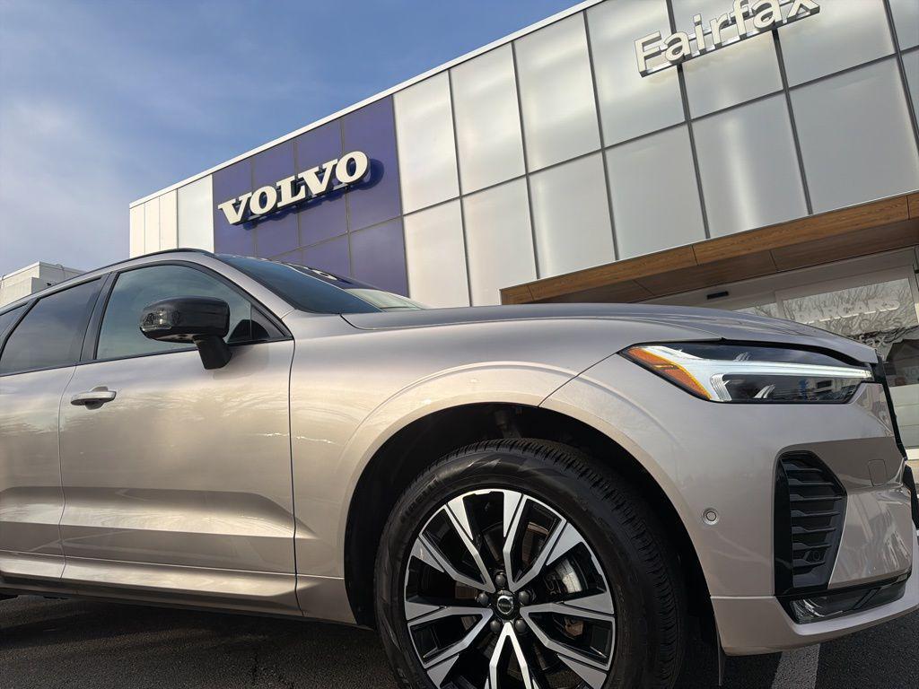 Volvo XC60 2025
