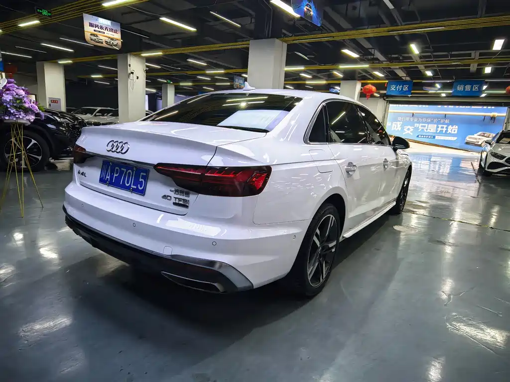 Audi A4 2021