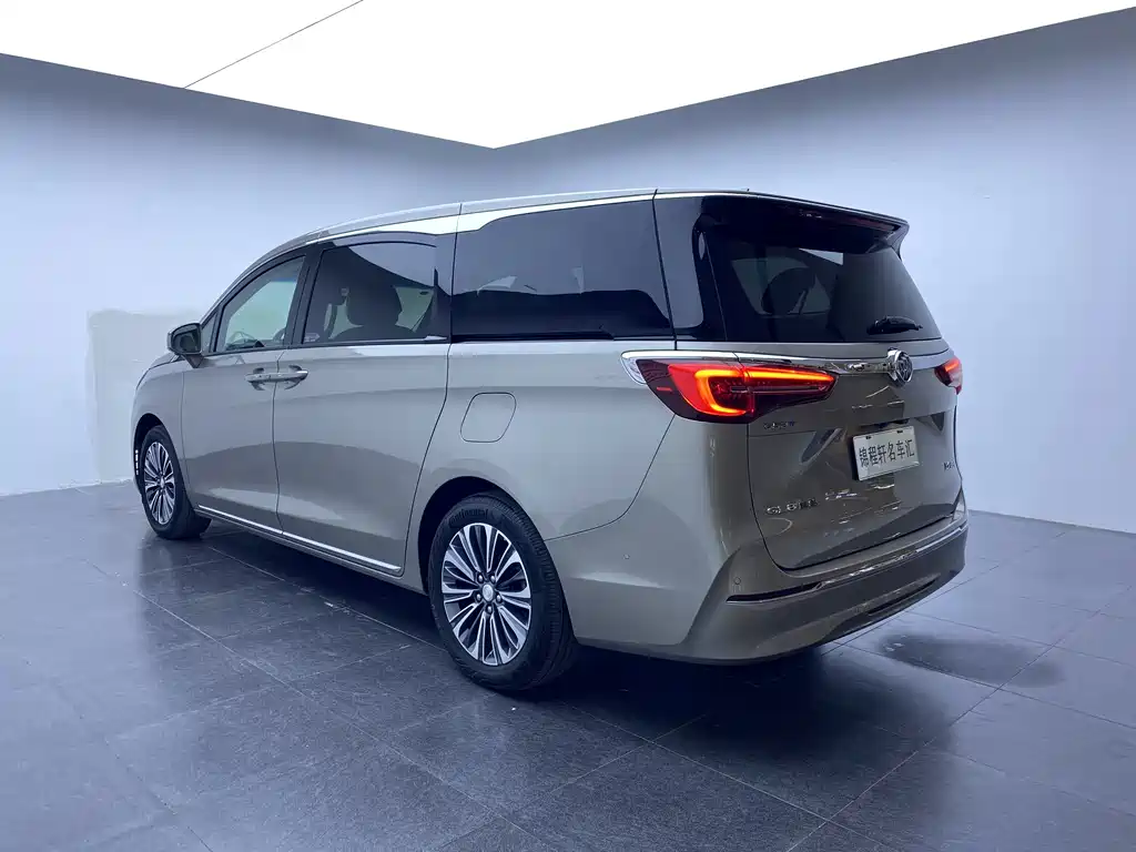 Buick GL8 2022